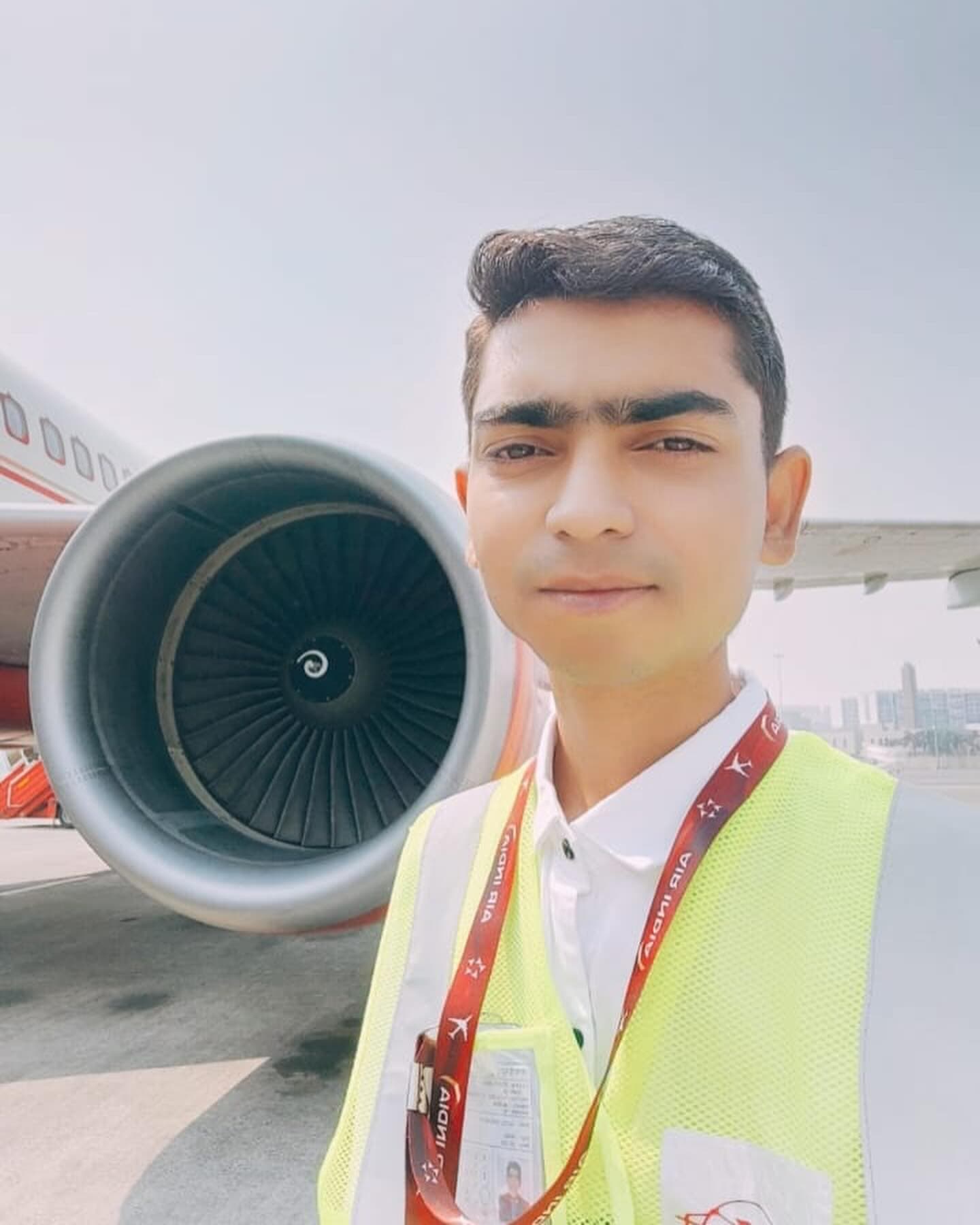 Tofik Saiyed, Wings Institute alumnus working as Airport Ground Staff at Mumbai International Airport